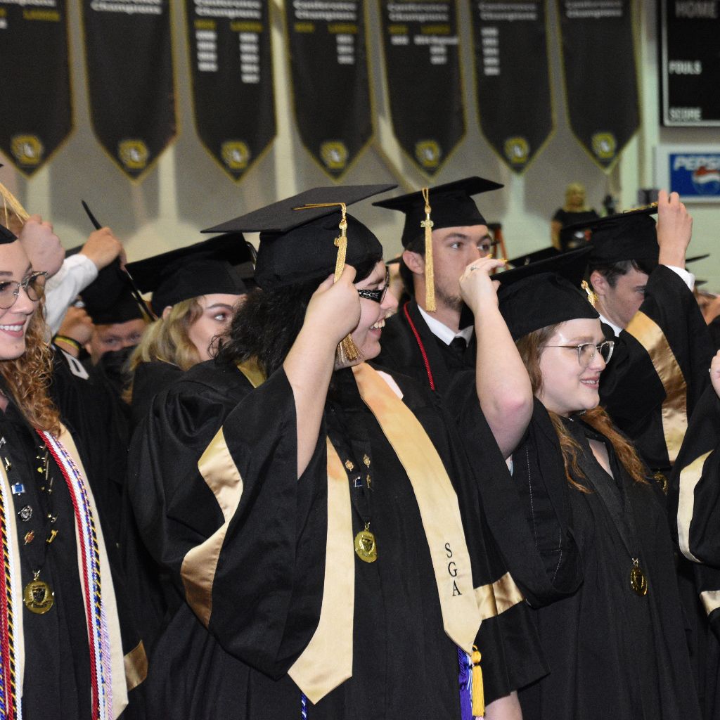 DHS 2019 Graduation Ceremony (98).jpg